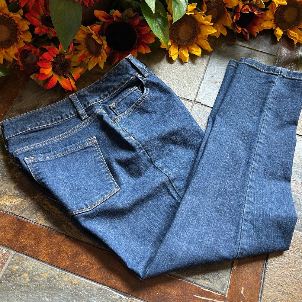 L.L. Bean Classic Fit True Shape Slim-Leg Ankle Jean (NEW) - Picture 11 of 11